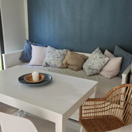 Offgrid Haus Am Angelteich Holiday home Thallern